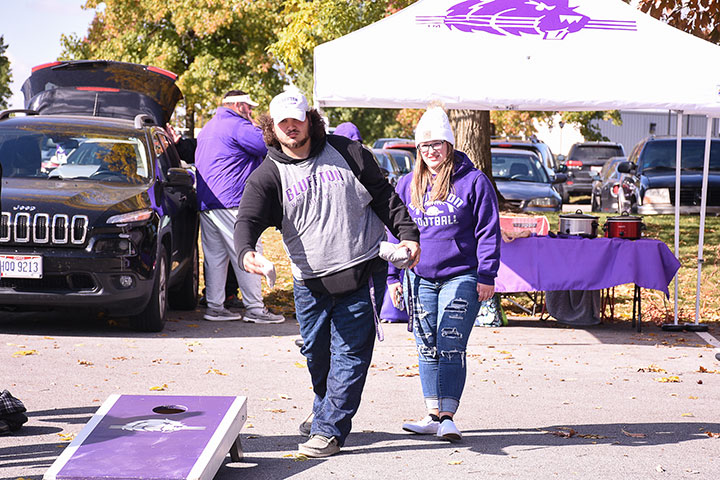 Tail-gate 2022